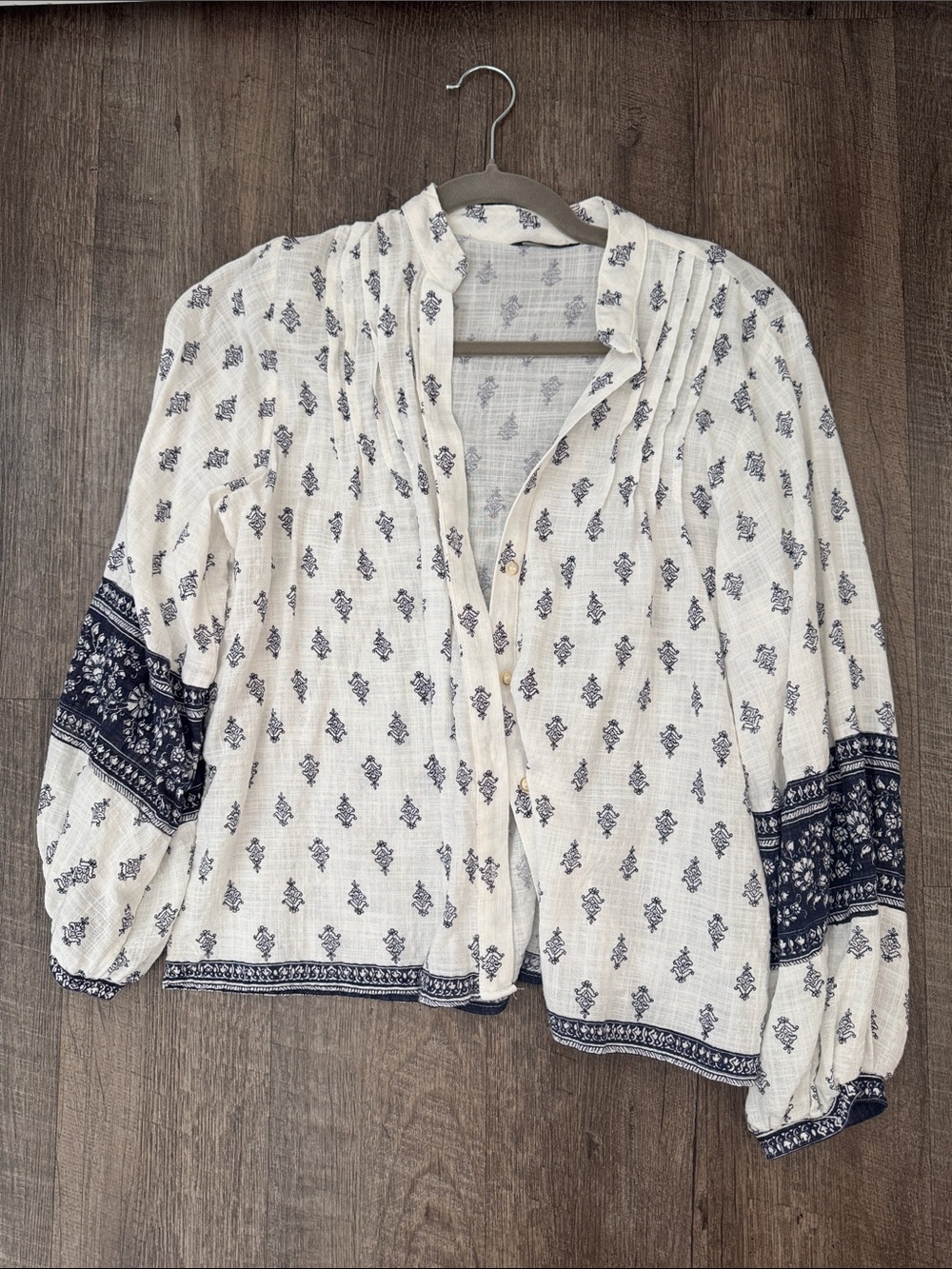 Zara White and Navy Printed Boho Button-Front Blouse